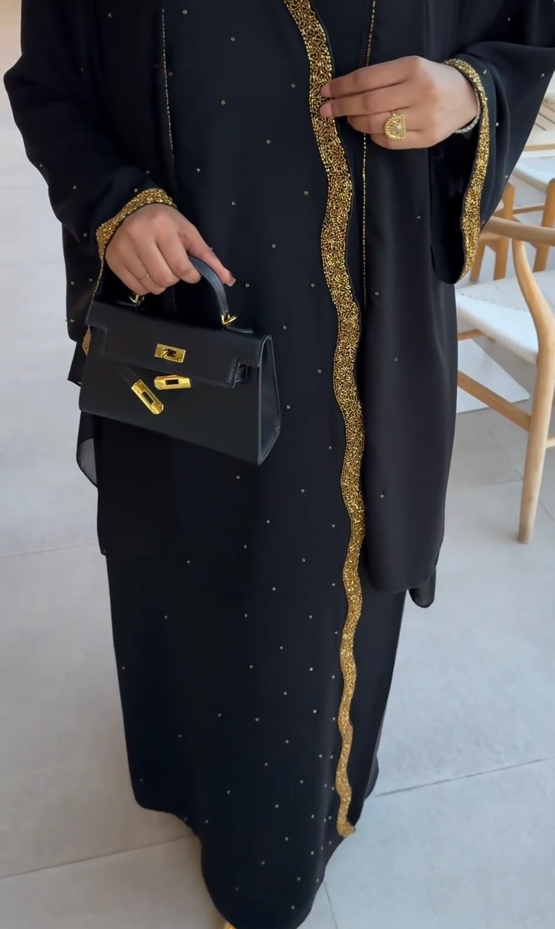 Mari Abaya - Black