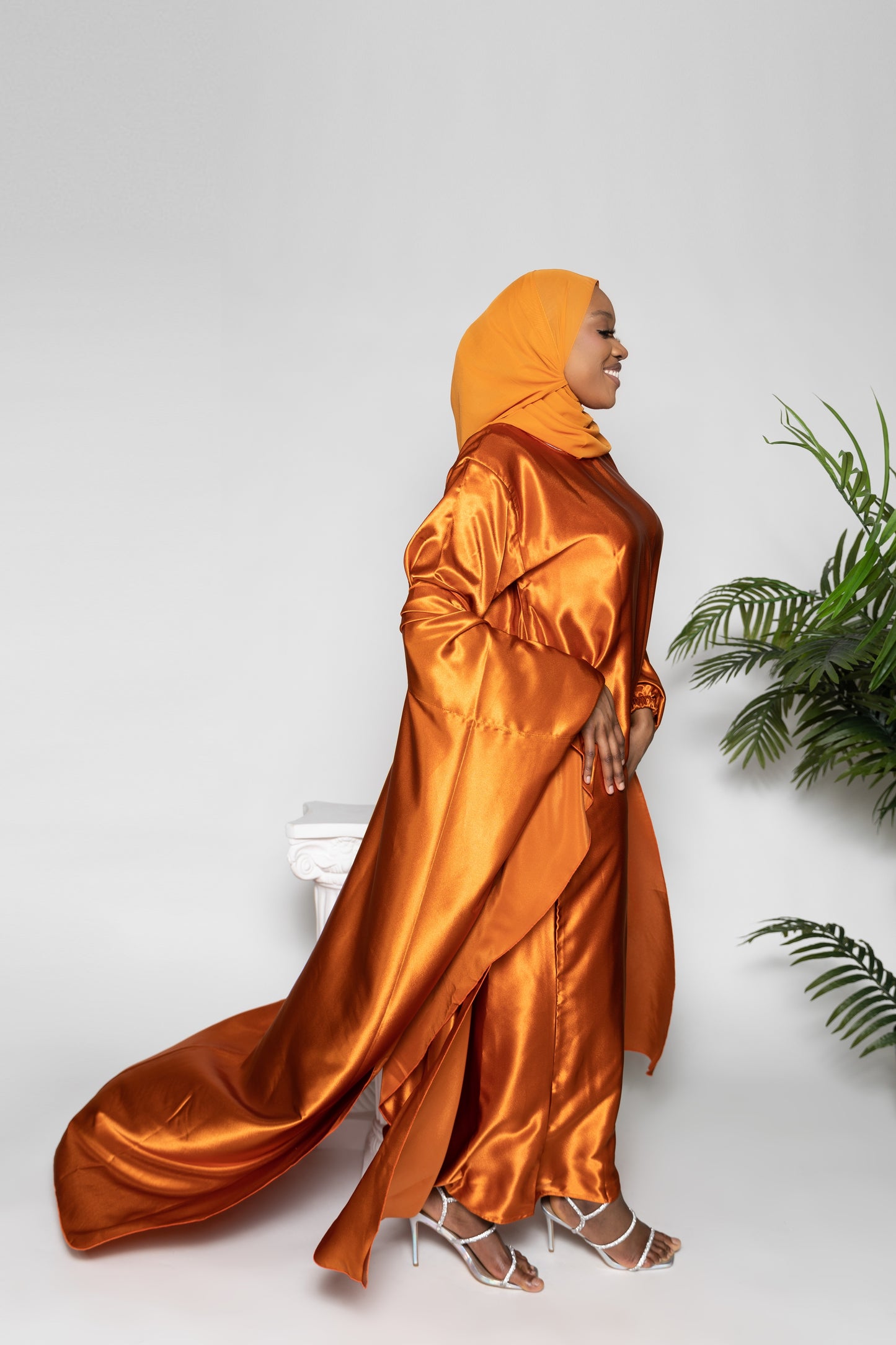 Iyra Abaya - Burnt Orange