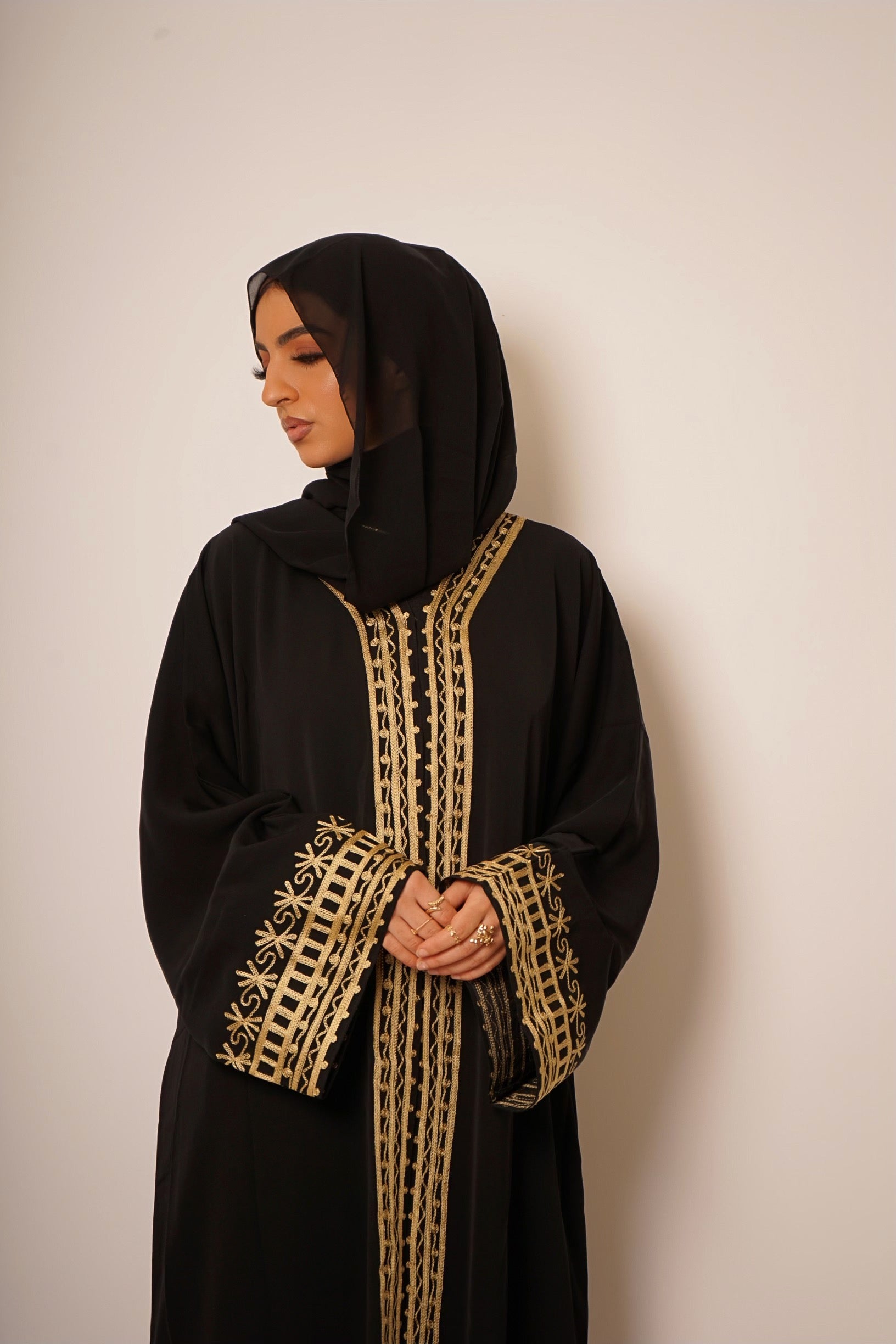 With Class Abaya Black Gold sirdivie