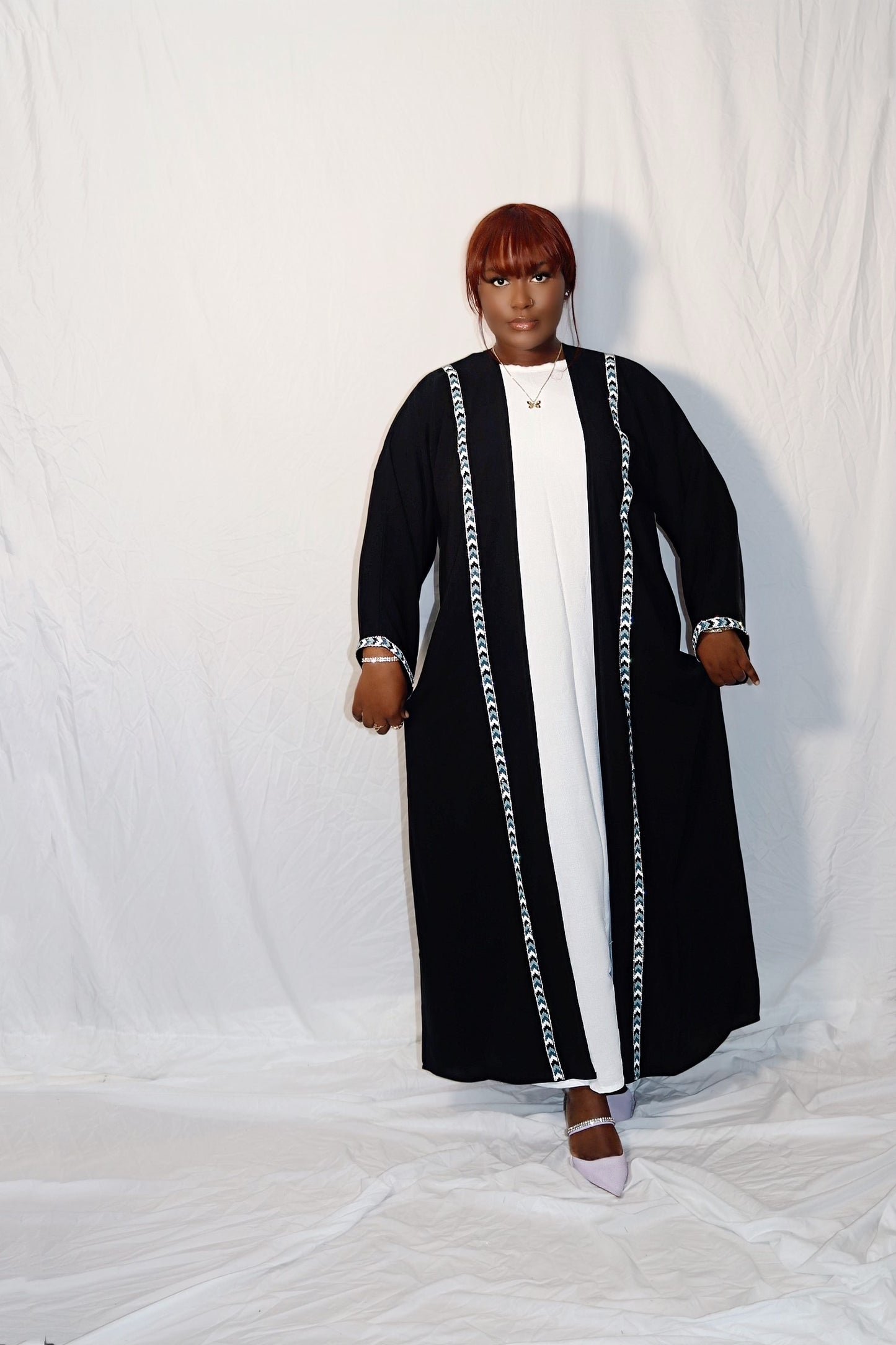 Date Night Abaya - Black & White